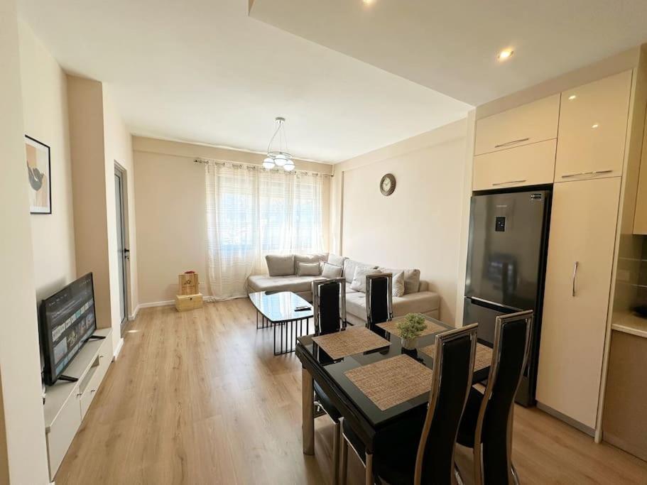 טיראנה Jo-Al Apartment'S 2 מראה חיצוני תמונה